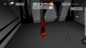 играю за лёню в брукхейвене