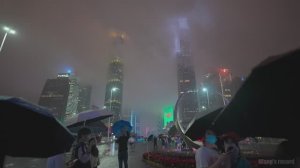 🇨🇳 Гуанчжоу, Китай - прогулка по городу киберпанка в дождливом тумане