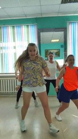 Просто отжигаем 🔥 /ZUMBA/ DVIZH112