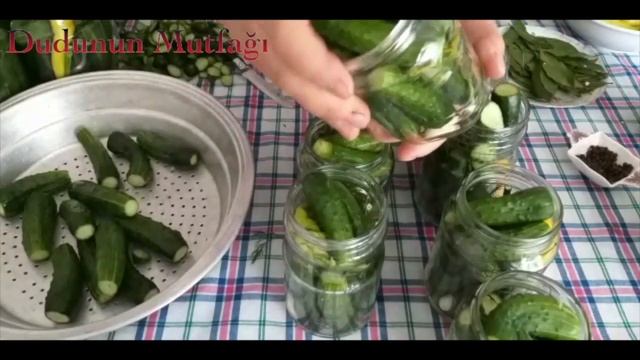Xırt-Xırt Xiyar Turşusunun Hazırlanması ⎮ Pickled Cucumber смотреть онлайн