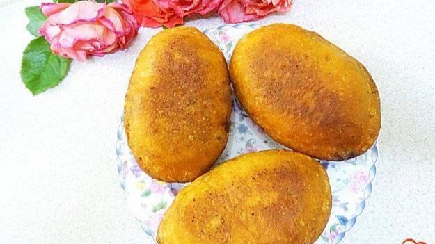 Жареные пирожки с мясом