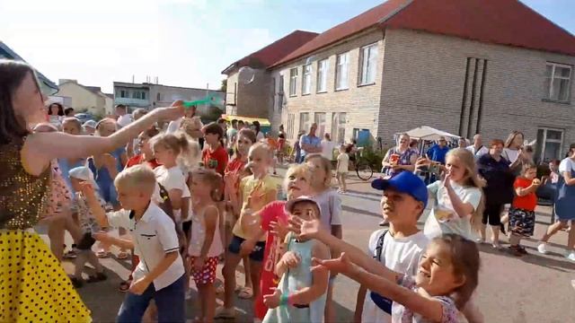 Театр ростовых кукол на дожинках в агрогородке Крутиловичи смотреть онлайн