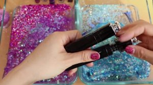 СЛАЙМ - Смешиваем фиолетовые и синие тени для век, добавляем больше БЛЕСТКА в слайм. ★ASMR★