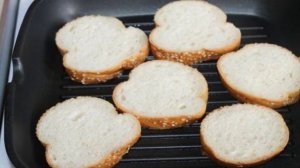 Тосты с рыбой и фетой