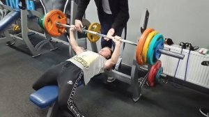 Жим штанги 115 кг. с.в.60 кг.