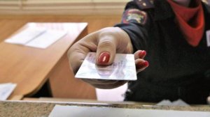Юрист напомнил о штрафе за иностранные водительские права с 1 апреля