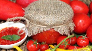 Вареная аджика с яблоками