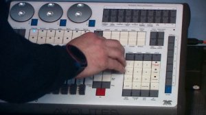 Avolites Training Button Overview Video 1