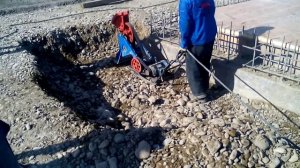 Приспособа китайцев для трамбовки, июнь 2015г