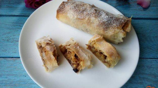 Яблочный штрудель из теста фило