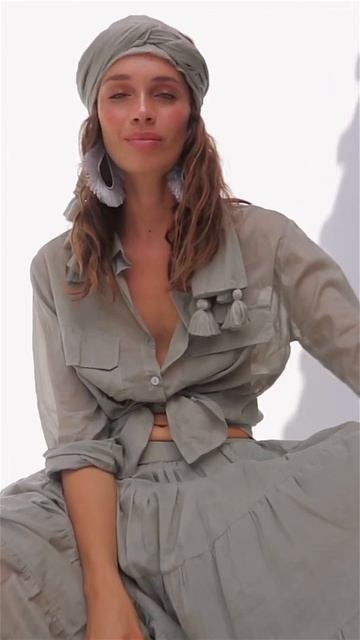 Erika Peña Ana Rumba Shirt & Skirt Set in Stone смотреть онлайн