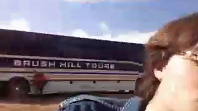 Stuck in the mud смотреть онлайн