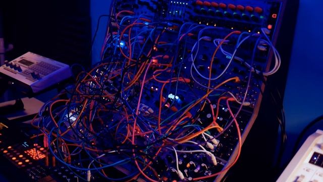 State Azure Axion Ambient Glitch (Assimil8tor, Eloquencer, Tapographic)