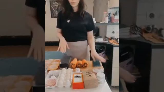 #ЖаримПарим морковные кексы🥕🧁