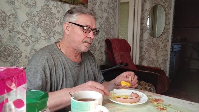Жизнь в деревне 30.03.2025. На завтрак яйца. Муж уезжает.