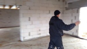 Монтаж вальмовой крыши с земли на дом из газосиликатных блоков. Часть 5.