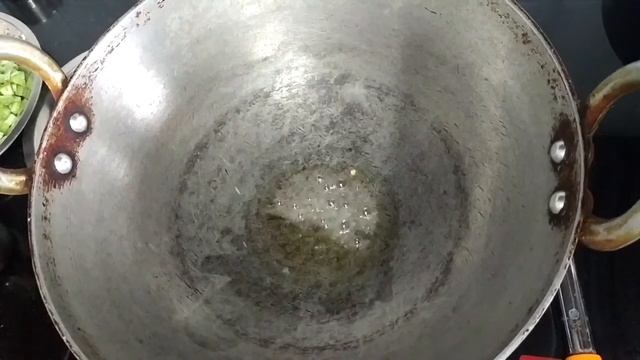 Pudalangai Kootu /Snake Gourd kootu смотреть онлайн