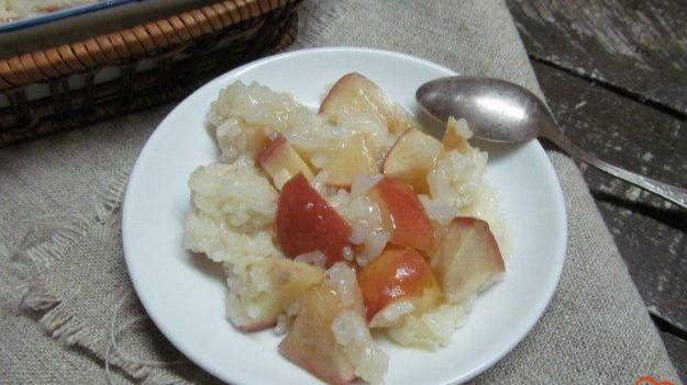 Запеченные яблоки с рисом