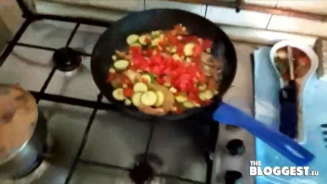 Una vita di passione in cucina - gamberoni di oneglia in salsa di zucchine