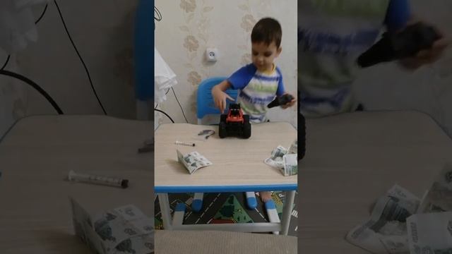 Распаковка крутого внедорожника на пульте управления и тестдрайв. часть 1-я. смотреть онлайн