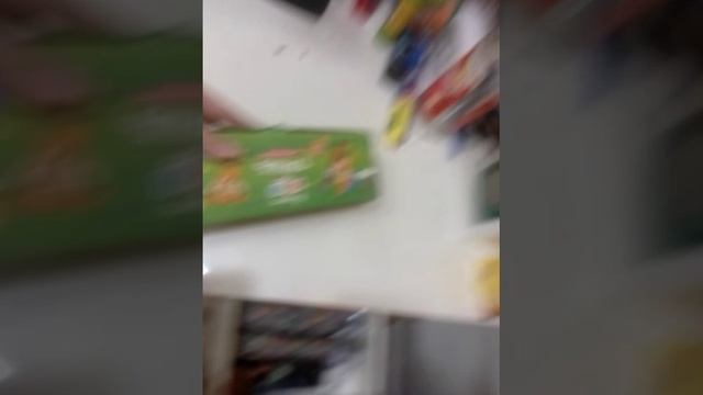 Декор комнаты дорожными знаками 3часть