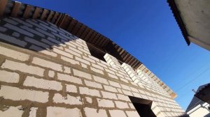 Фронтон из газоблока на мансардном этаже | Pediment on the attic floor with your own hands