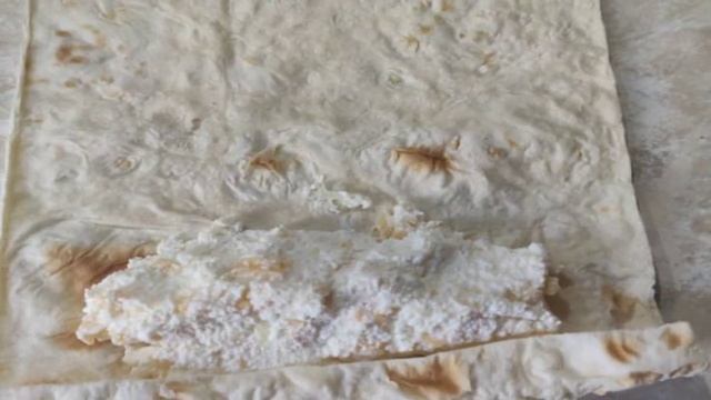Трубочки из лаваша с творогом и сыром