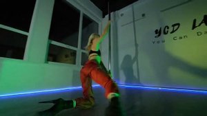 Exotic pole dance hard style