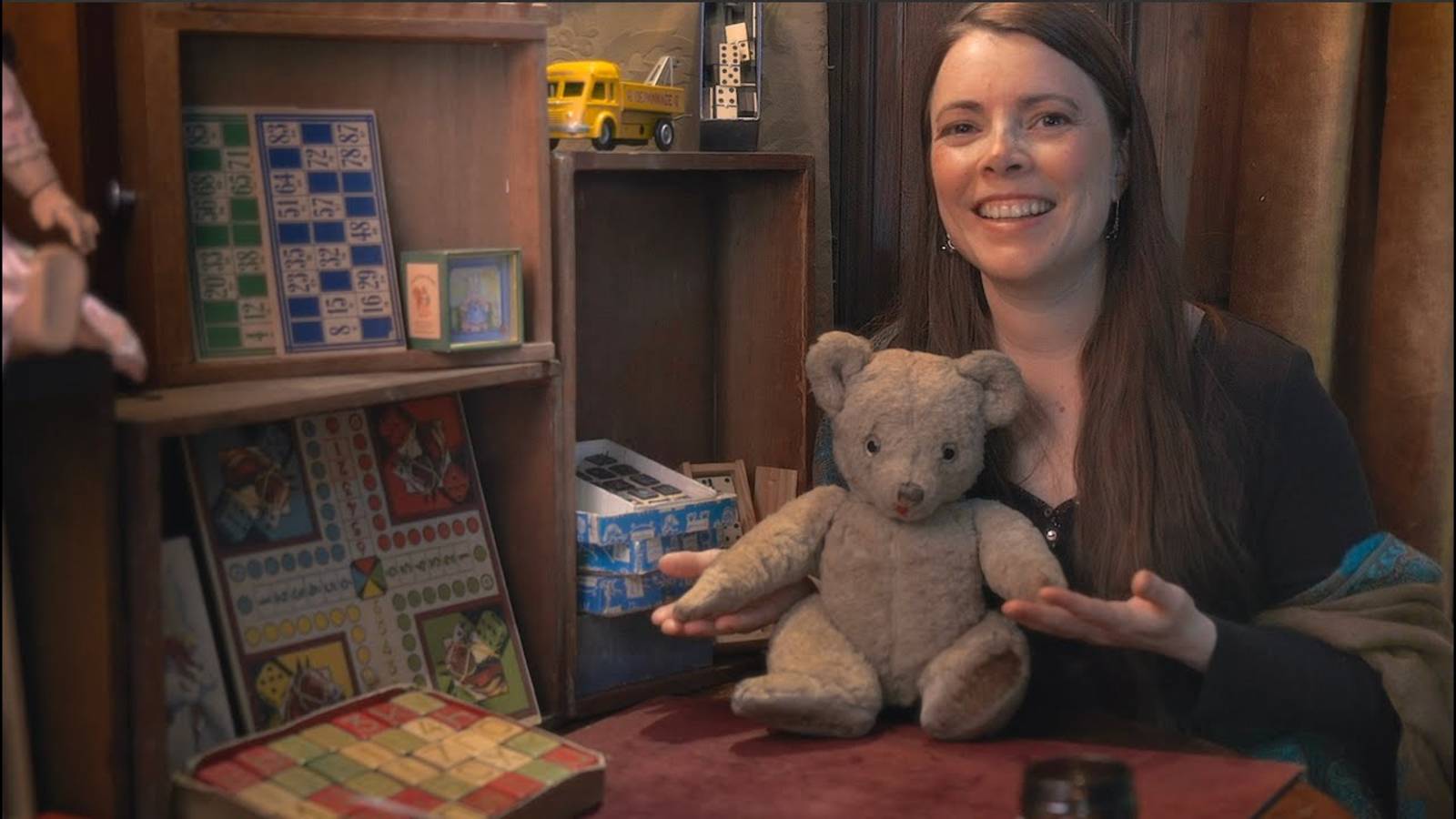 [Moonlight Cottage ASMR] Exploring Vintage Toys (soft spoken)