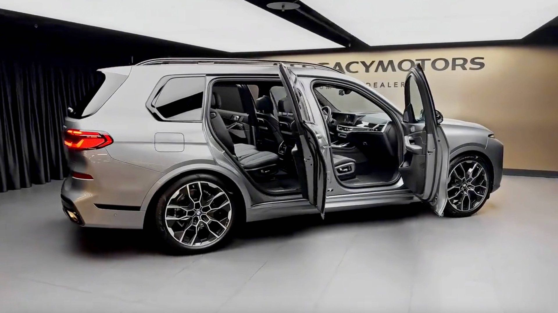 BMW X7 Xdrive 40d 2025 смотреть онлайн