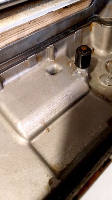 Замена масла в промышленной швейной машине. смотреть онлайн