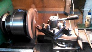 Как спустить лезвие топора на токарном станке.