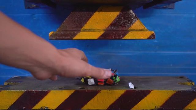 EXPERIMENT: AIR PRESS 100 TON vs Chicken смотреть онлайн