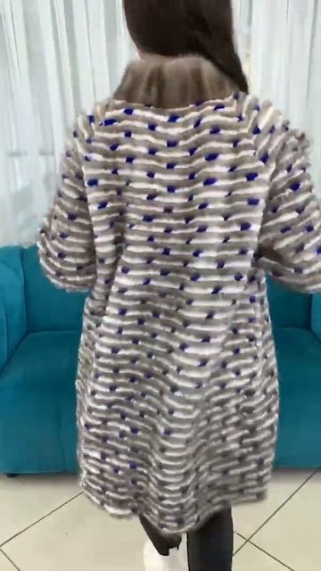 Кардиган из меха норки, стойка воротник, длина 90см Размеры 42,44,46,48,50,52,54,56 смотреть онлайн