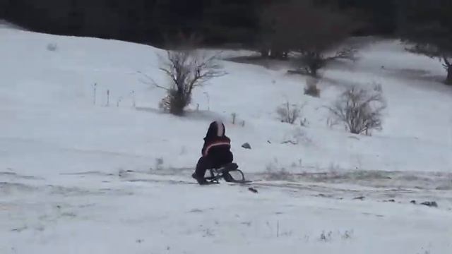 Черкесск. Серёга на санках 2. Январь 2014 смотреть онлайн