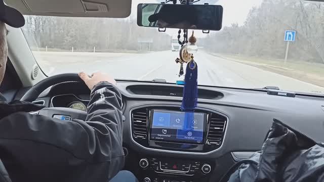 Классная машинка Джили Х70