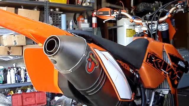 Akrapovic on KTM 250 XCF-W / EXC-F exhaust comparison смотреть онлайн