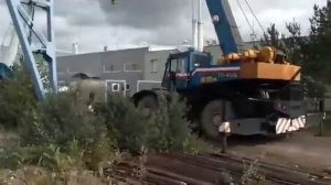 yt1s.com - Демонтаж козлового крана 50 т ч1_360p