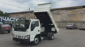 Isuzu Elf Самосвал