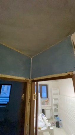 Звукоизоляция коробов над межкомнатными дверьми #звукоизоляцияквартиры #шумоизоляцияпотолка