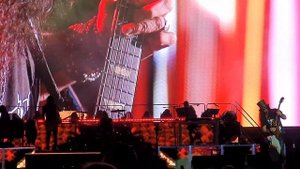 Guns N' Roses - Born Under a Bad Sign & Sweet Child o' Mine (Perth Optus Stadium Aust. 18 Nov 2022)
