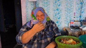 Василич превратился в бабушку а так все хорошо начиналось Идеальная семья готовит на кухне