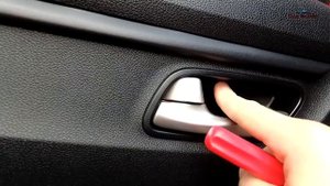 Дребезг и шум в двери КИА РИО 4 и KIA RIO X-Line