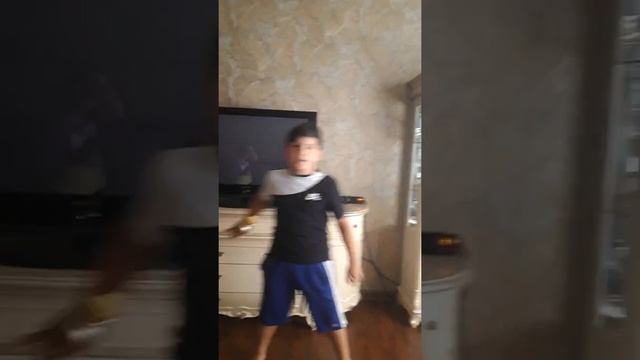 Артур Пирожков Зацепила