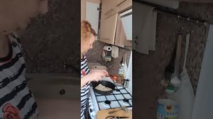 Готовим вкусные конвертики из лаваша