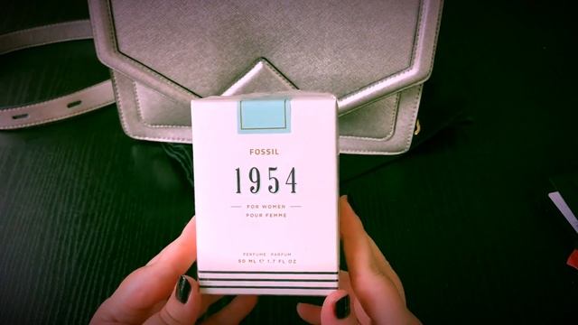 АСМР ВИДЕО МОИ ОБНОВКИ СУМКА KARL LAGERFELD, АРОМАТ FOSSIL ,ТЕНИ URBAN DECAY ШЁПОТ И ТРИГГЕРЫ смотреть онлайн