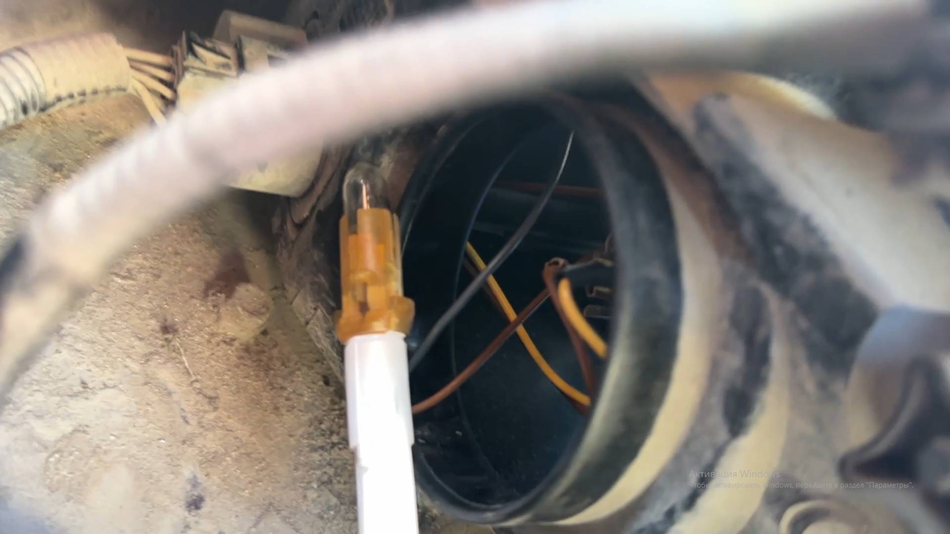 Замена лампы габаритов на ниве Шевроле смотреть онлайн