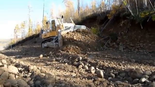 бульдозер Liebherr
