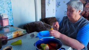 Мой сын меня объедает уже 40 лет Деревня ЧАСТО отключают свет , готовим с мамой вместе вкусное КУХНЯ
