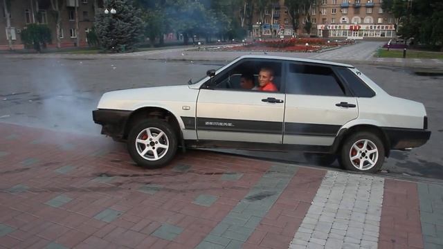 Тупой еще тупее Мелитополь 2014 смотреть онлайн